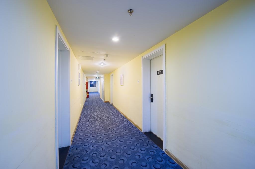 7Days Inn Dalian Gangwan Square Station Port Екстер'єр фото