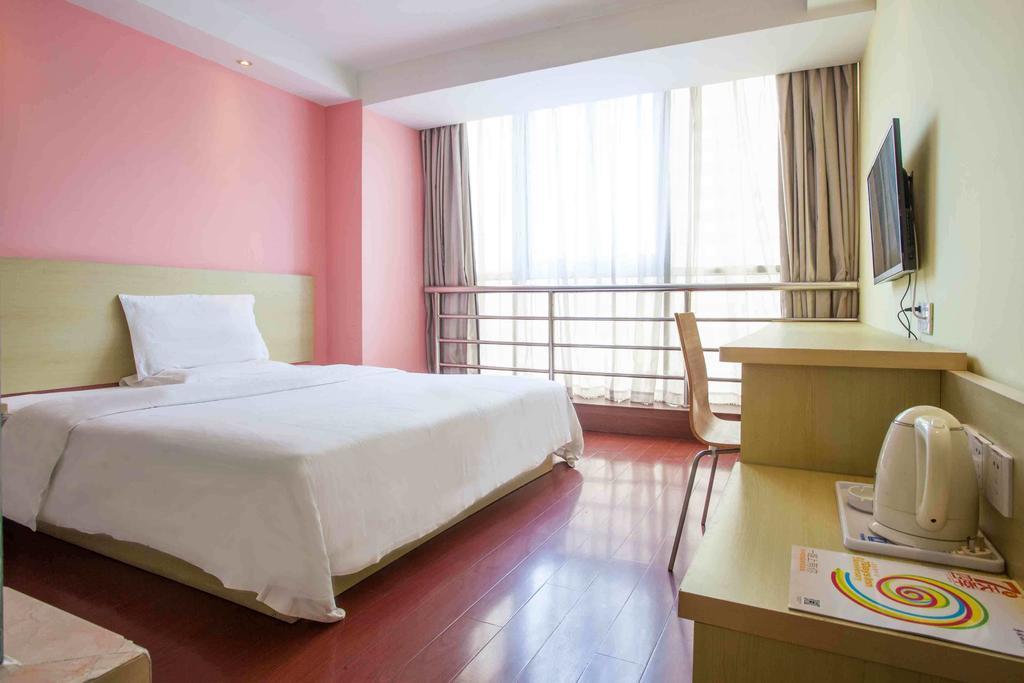 7Days Inn Dalian Gangwan Square Station Port Екстер'єр фото