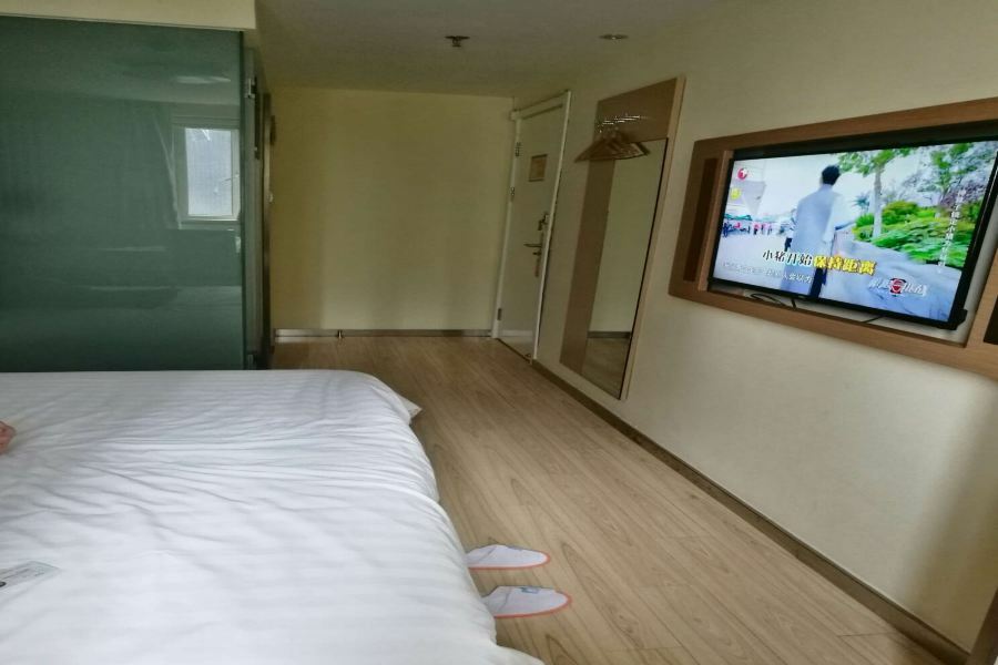 7Days Inn Dalian Gangwan Square Station Port Екстер'єр фото