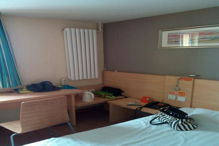 7Days Inn Dalian Gangwan Square Station Port Екстер'єр фото